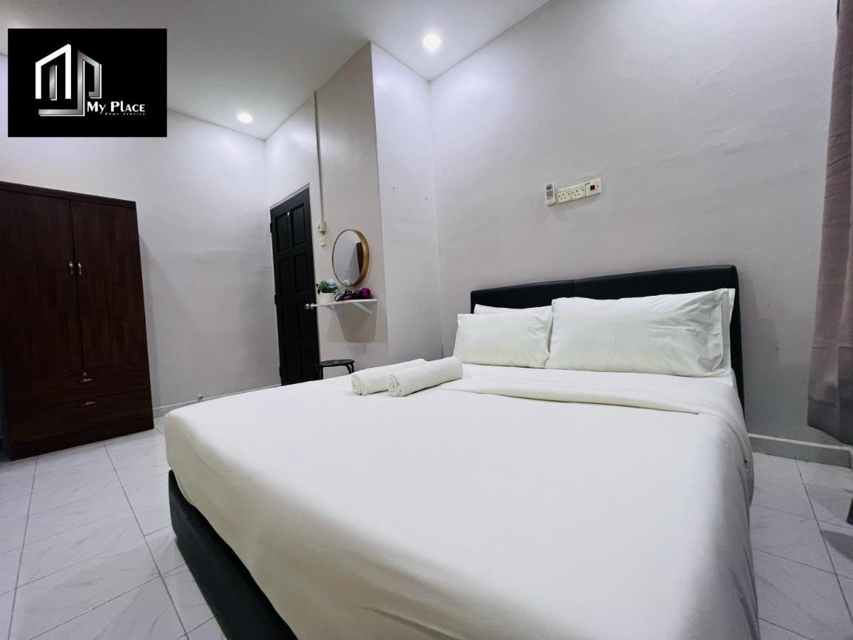 2 Storey 5Br 16Pax Semabok Taman Cheng Ho, 3 By Myplace ملقا المظهر الخارجي الصورة